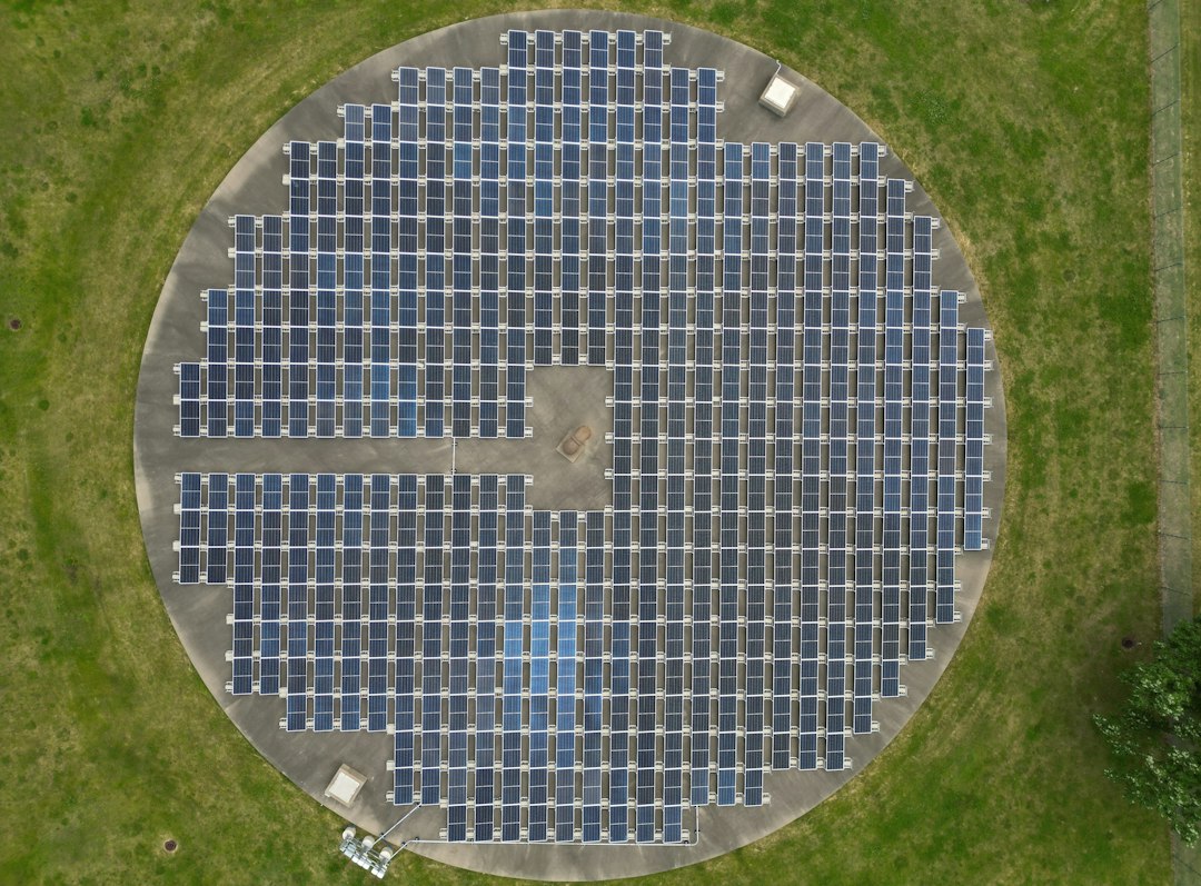Photo Thermal Energy Storage Solar Farm Grid