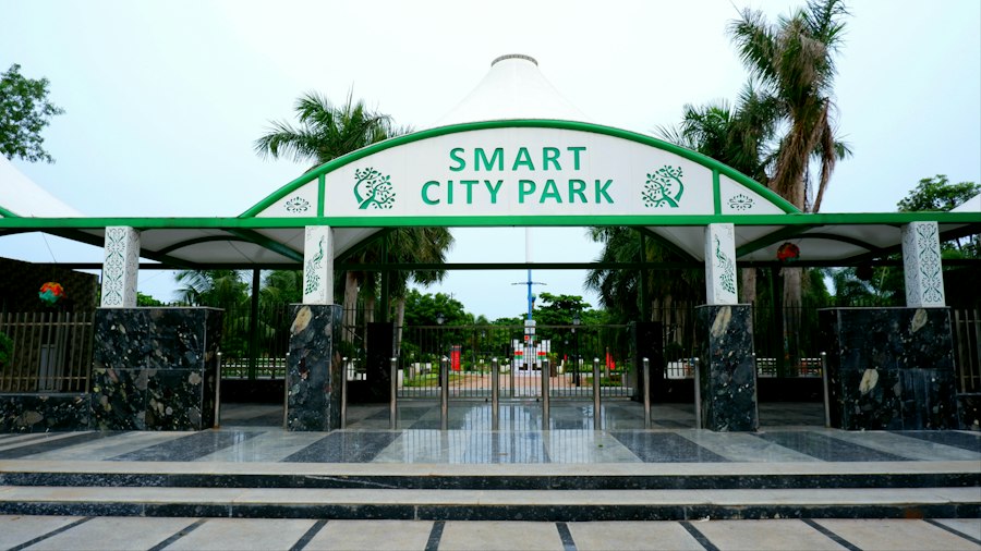Smart City Metaverse Urban Planning Traffic Simulation